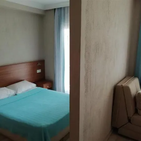Dolunaydin Butik 5* シダ
