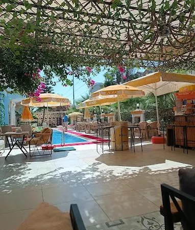 Dolunaydin Butik 5* シダ