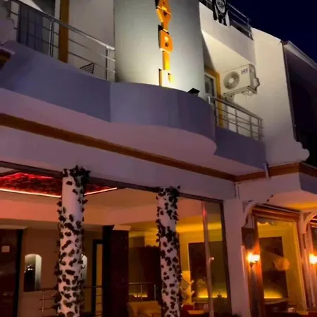 Bed & Breakfast Dolunaydin Butik Side